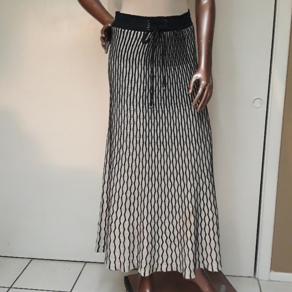 Lapis Dresses & Skirts - Lapis Boho Textured knit Maxi Skirt